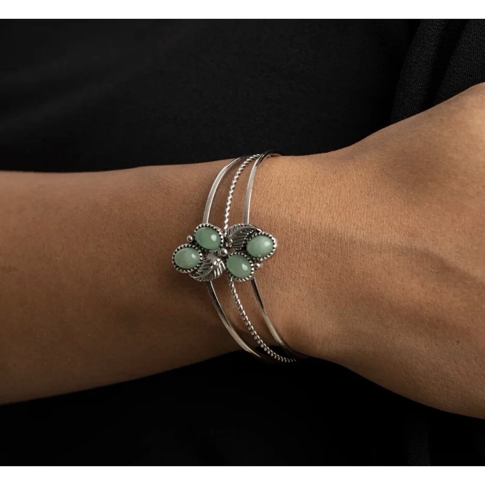 Paparazzi ECO ENTHUSIAST green CUFF bracelet